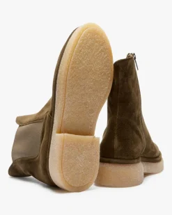 Alison R Beat Chelsea Boots