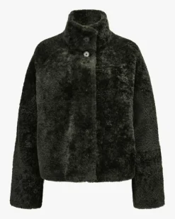 Ariana Wende-Schafsfelljacke