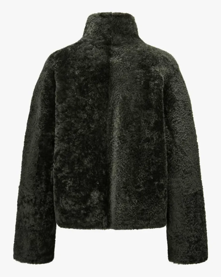 Ariana Wende-Schafsfelljacke