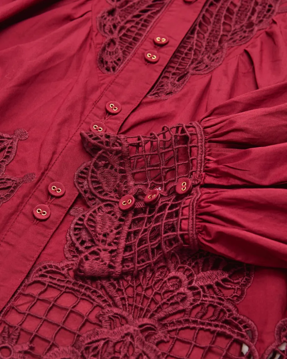 Berry Garden Guipure Bluse