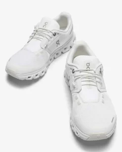 Cloud6 Sneaker