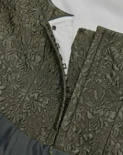 Dirndl lang mit Schürze