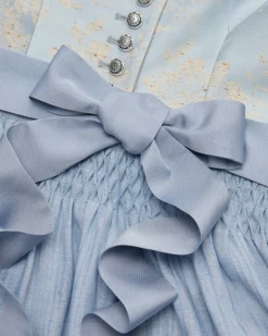 Dirndl lang mit Schürze