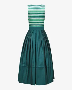 Dirndl lang mit Schürze