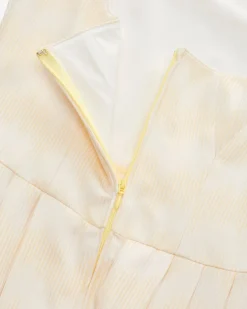 Dirndl lang mit Schürze