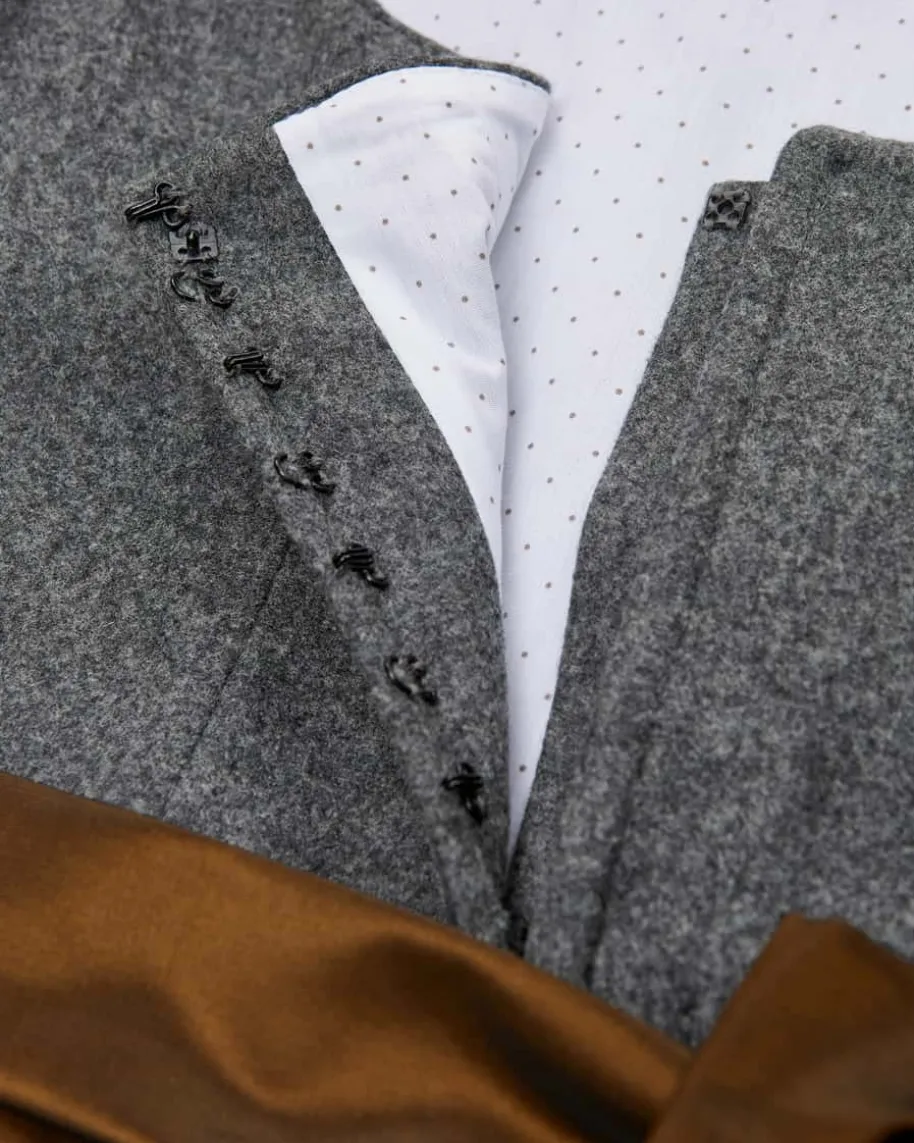 Dirndl lang mit Schürze