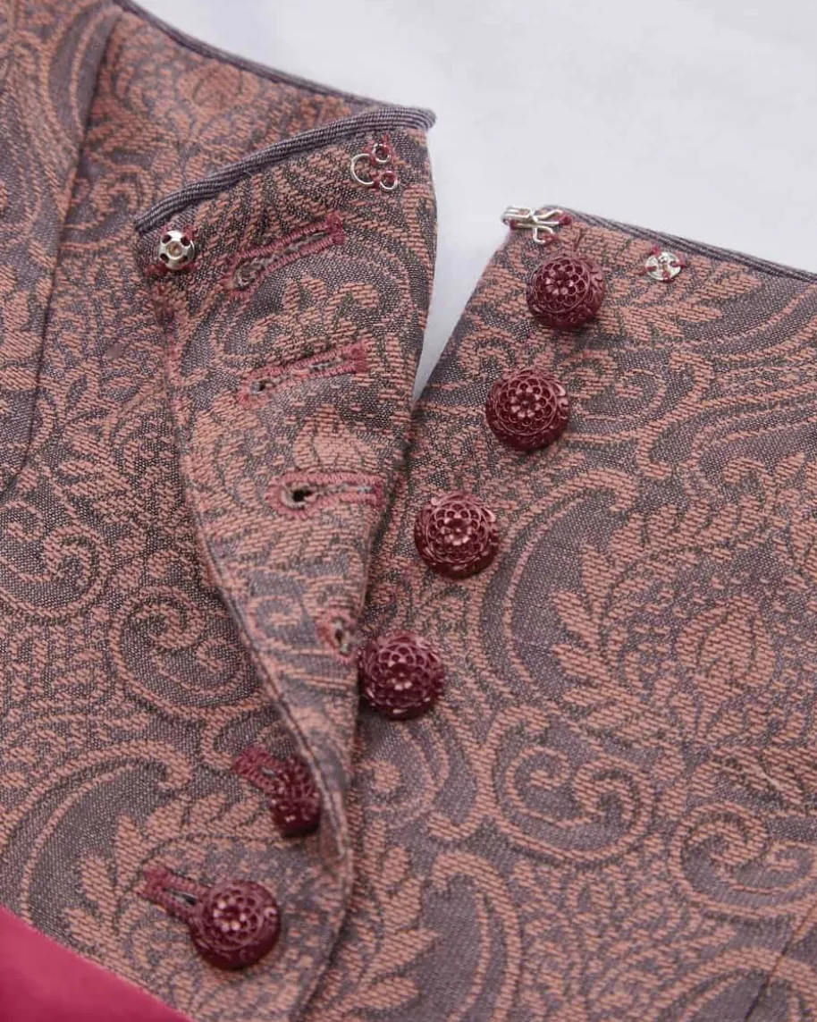 Dirndl lang mit Schürze