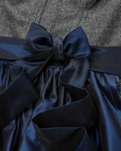 Dirndl lang mit Schürze