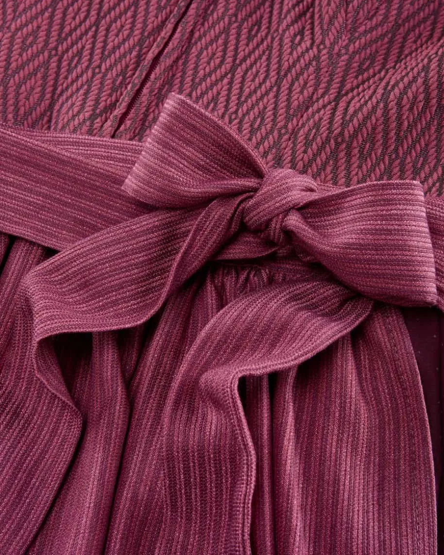 Dirndl lang mit Schürze