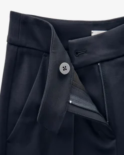 Emotional Essence l Hose