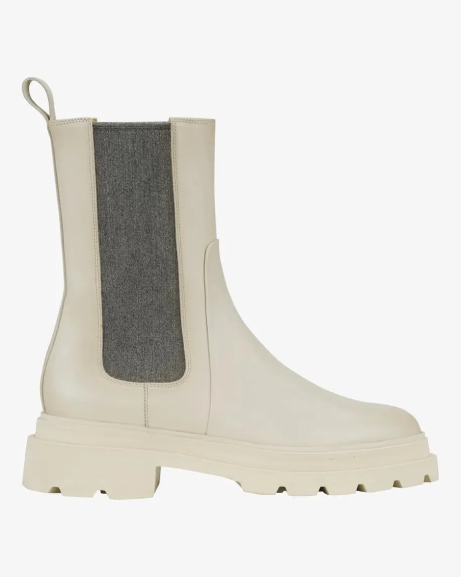 Erin Chelsea Boots