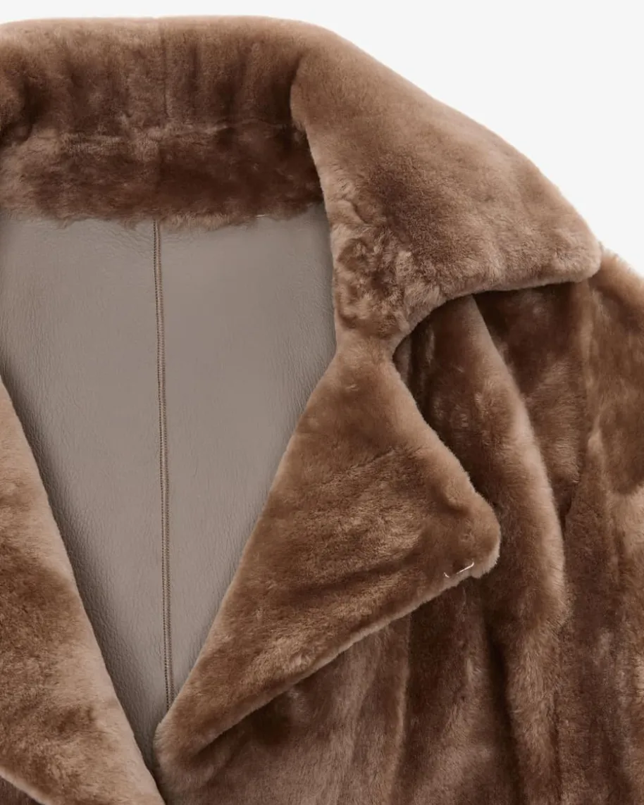 Isabella Wende-Lammfellmantel