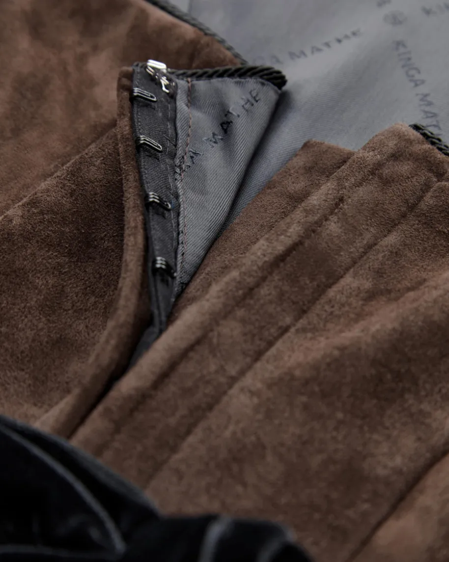 Latina Dirndl lang mit Schürze