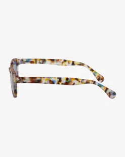 Lesebrille mit verdunkelten Gläsern