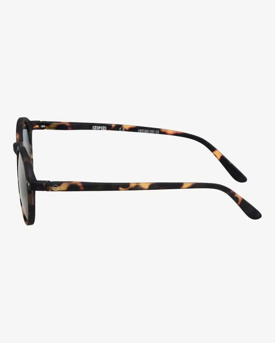 Lesebrille mit verdunkelten Gläsern