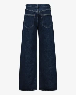 Low Curve Jeans