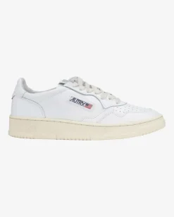 Medalist Low Sneaker