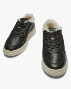 Medalist Low Sneaker