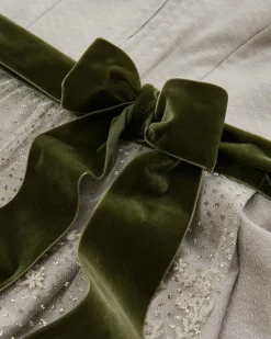 Midi-Dirndl mit Spitzenschürze