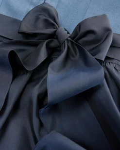 Midi-Wiesndirndl mit Schürze