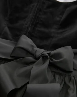 Midi-Wiesndirndl mit Schürze