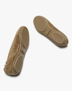 Minnie Travel Ballerina