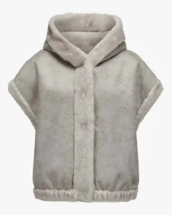 Olena Wende-Kunstfellweste