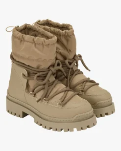 Performance Bomber Boots