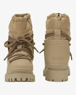 Performance Bomber Boots