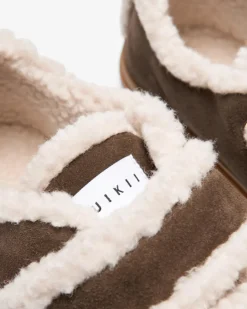 Shearling Low Velcro Sneaker