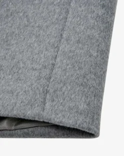 Sheree Caban-Wolljacke