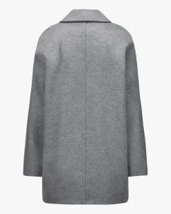 Sheree Caban-Wolljacke