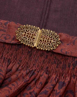 Vreni Dirndl lang mit Leinenschürze