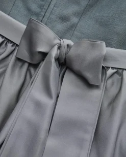 Wiesndirndl lang mit Schürze